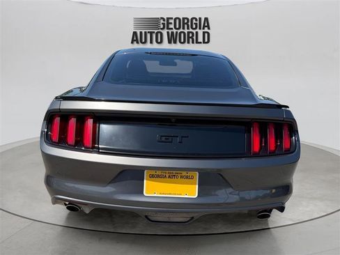 Used 2017 Ford Mustang GT w/ Black Accent Package RWD image 11