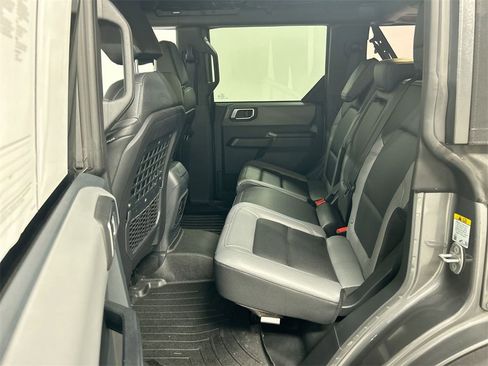Used 2024 Ford Bronco Big Bend image 19