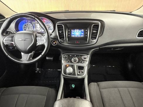 Used 2017 Chrysler 200 LX FWD image 14