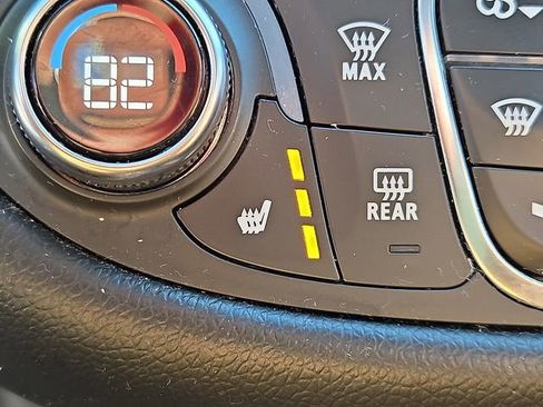 Used 2017 Chevrolet Malibu Premier w/ Premier Sun and Wheel Package image 28