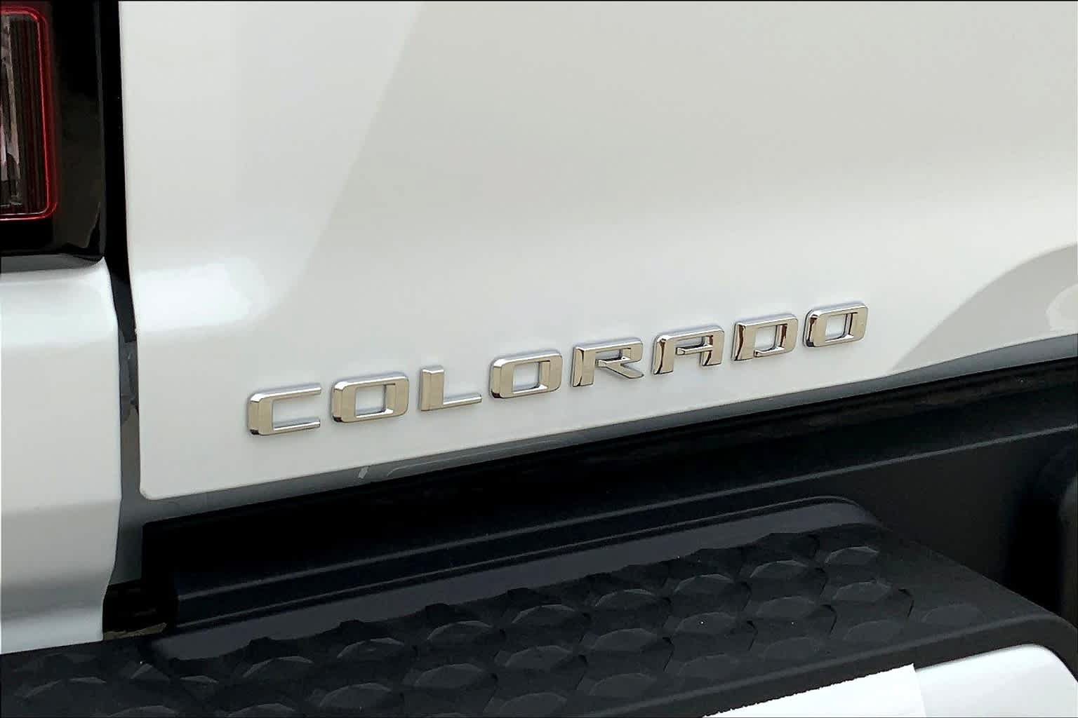 Used 2024 Chevrolet Colorado LT w/ LT Convenience Package III RWD image 15
