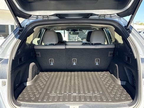 Used 2023 Subaru Outback Limited image 11