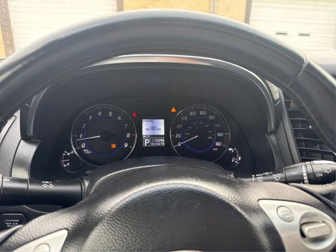 Used 2014 INFINITI QX70 AWD w/ Premium Package image 20