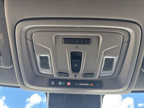 Certified 2023 GMC Sierra 1500 SLT w/ SLT Premium Package image 27