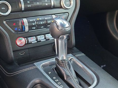 Used 2022 Ford Mustang GT Premium w/ Equipment Group 401A RWD image 11