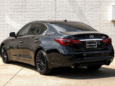 Used 2018 INFINITI Q50 Luxe w/ Cargo Package (L95) RWD image 10
