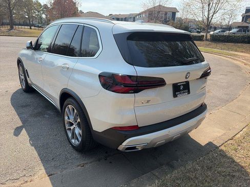 Certified 2025 BMW X5 xDrive50e AWD/4WD image 3