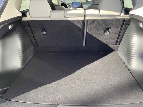 New 2026 Honda HR-V LX image 19