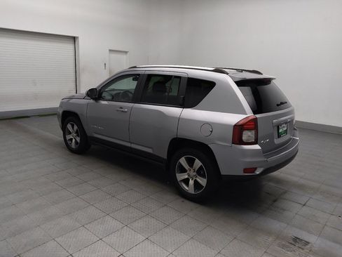 Used 2017 Jeep Compass High Altitude image 3