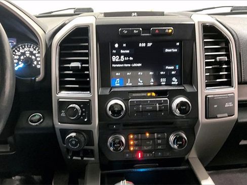 Used 2018 Ford F150 Lariat w/ Equipment Group 502A Luxury image 16