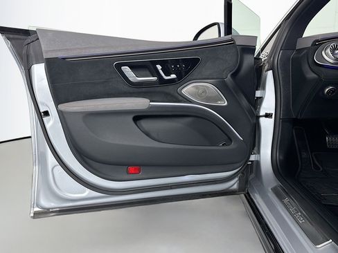 Used 2022 Mercedes-Benz EQS 450+ Sedan image 20