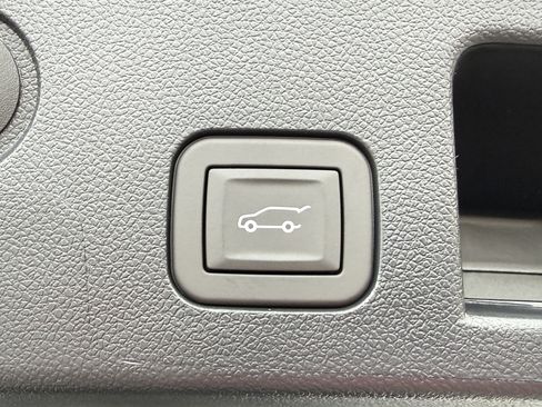 New 2026 GMC Terrain AT4 w/ Convenience Package III image 10