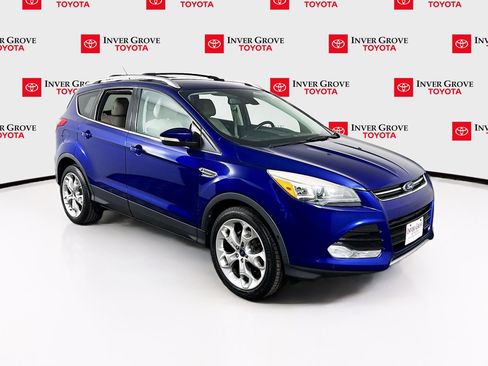 Used 2014 Ford Escape Titanium w/ Equipment Group 401A AWD/4WD image 3