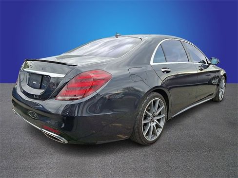 Used 2019 Mercedes-Benz S 560 Sedan image 5