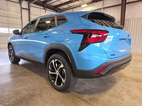 New 2026 Chevrolet Trax RS w/ Driver Confidence Package FWD image 3