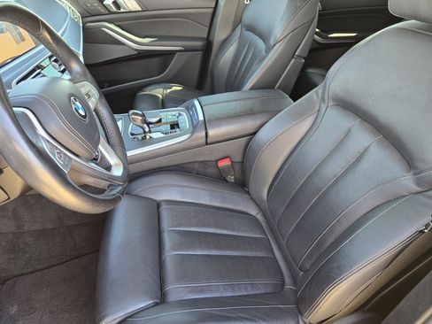 Used 2020 BMW X7 xDrive40i w/ Premium Package image 18