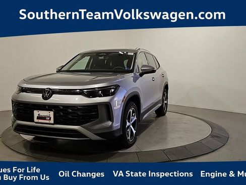 New 2026 Volkswagen Tiguan SE AWD/4WD image 1