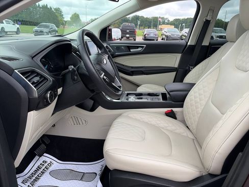 Used 2024 Ford Edge Titanium AWD/4WD image 14