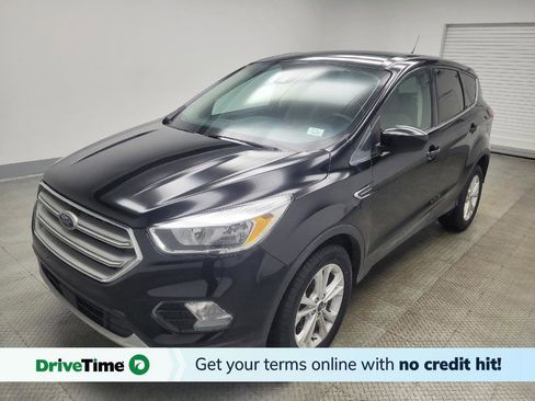Used 2019 Ford Escape SE image 1