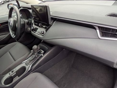 Used 2024 Toyota Corolla LE image 25