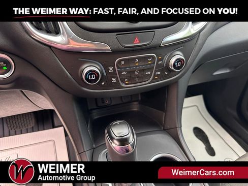 Used 2018 Chevrolet Equinox LT AWD/4WD image 18