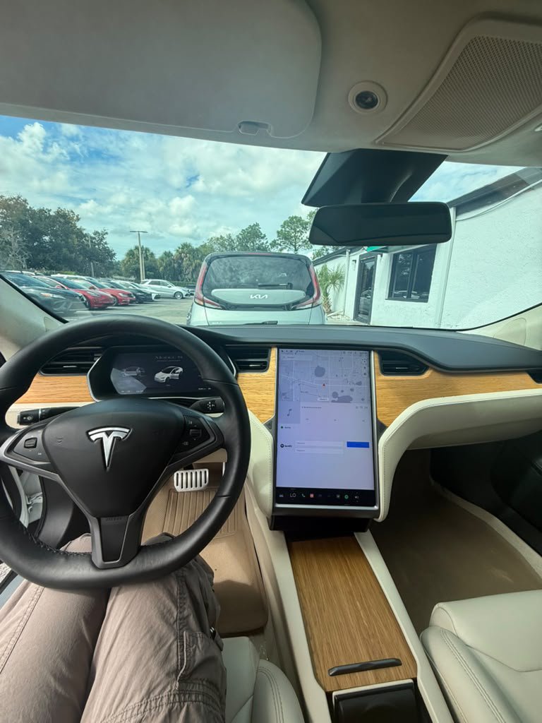 Used 2019 Tesla Model S Performance AWD/4WD image 7