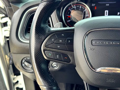 Used 2022 Dodge Challenger GT image 18