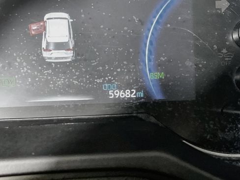 Certified 2025 Toyota RAV4 XLE AWD/4WD image 11