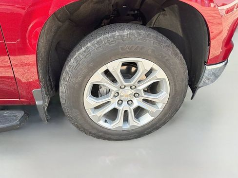 Used 2023 Chevrolet Silverado 1500 LTZ w/ LTZ Convenience Package II AWD/4WD image 9