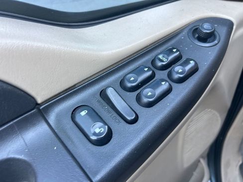 Used 2006 Ford F250 image 8