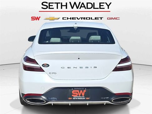 Used 2025 Genesis G70 2.5T image 7