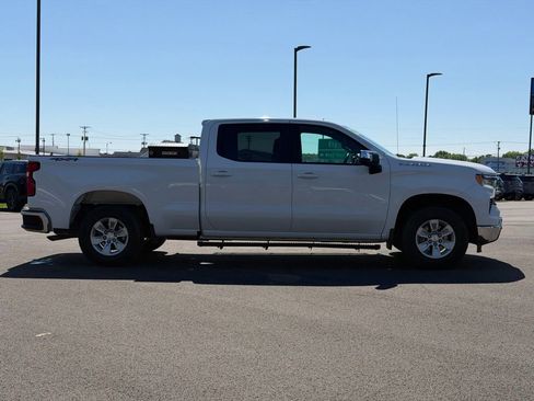 Used 2022 Chevrolet Silverado 1500 LT w/ Safety Package AWD/4WD image 6