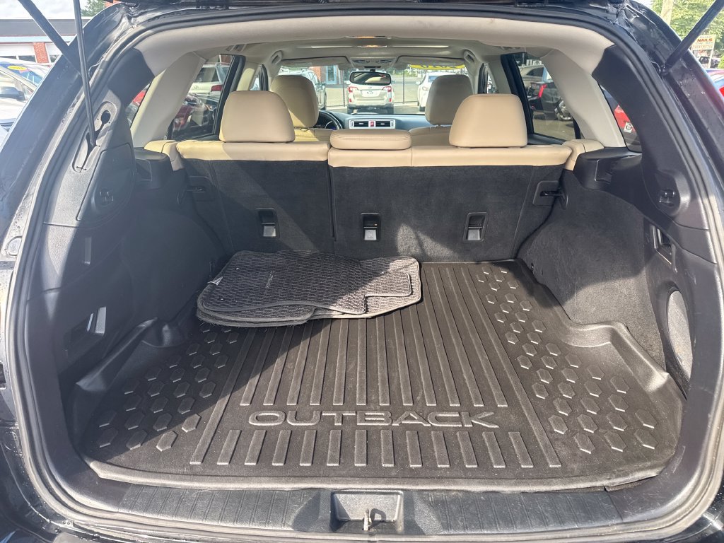 Used 2016 Subaru Outback 2.5i Limited AWD/4WD image 24