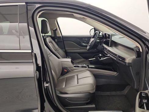 Used 2023 Lincoln Corsair AWD w/ Equipment Group 101A image 31