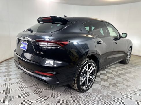 Used 2022 Maserati Levante Modena S image 7