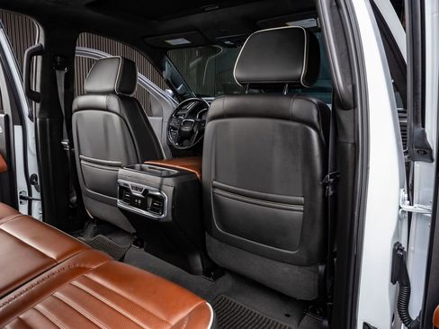 Used 2024 GMC Sierra 2500 Denali Ultimate image 30