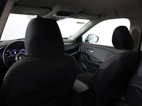 Used 2021 Nissan Rogue SV image 24