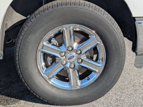 Used 2024 Ford F150 XLT w/ Equipment Group 302A MID image 10