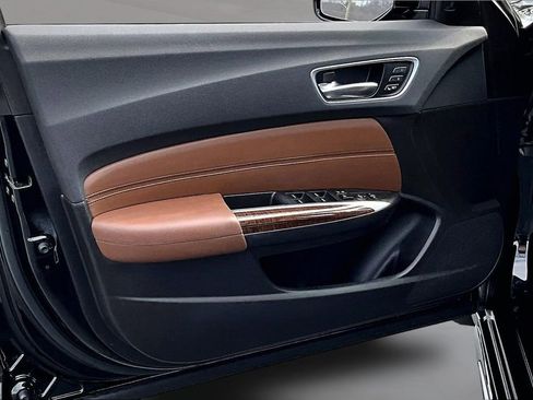 Used 2020 Acura TLX V6 w/ Technology Package image 23