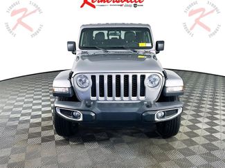 Used 2020 Jeep Gladiator Overland video 2
