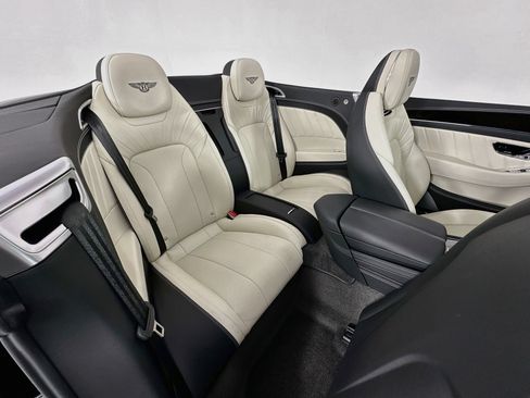 Certified 2024 Bentley Continental GT AWD/4WD image 25