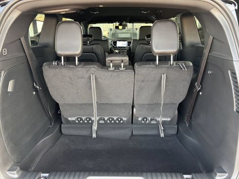 New 2026 Chrysler Pacifica Select w/ S Appearance Package FWD image 16