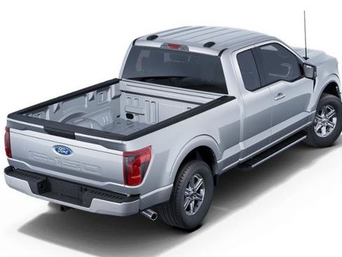 New 2025 Ford F150 XLT w/ Equipment Group 301A Standard RWD image 31