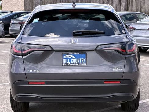 Certified 2026 Honda HR-V LX image 5