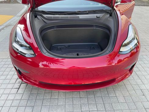 Used 2018 Tesla Model 3 Long Range RWD image 37