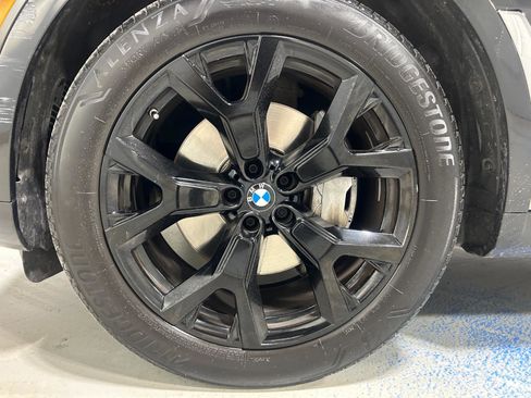 Used 2023 BMW X7 xDrive40i w/ Premium Package image 26
