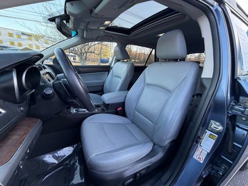 Used 2018 Subaru Outback 2.5i Limited AWD/4WD image 21