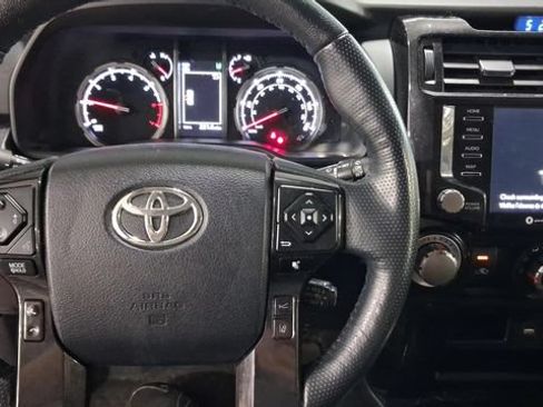Used 2023 Toyota 4Runner TRD Off-Road Premium w/ Off Road Premium Plus Package AWD/4WD image 10