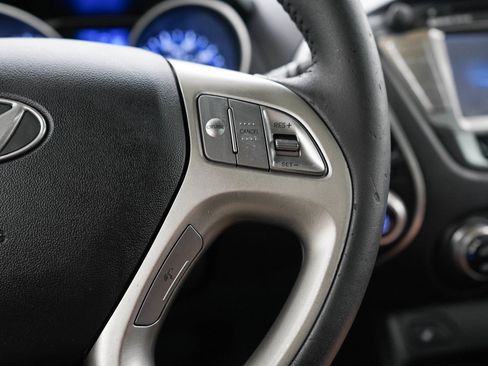 Used 2013 Hyundai Tucson Limited w/ Premium Pkg FWD image 26