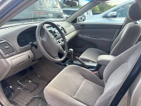 Used 2003 Toyota Camry LE FWD image 3